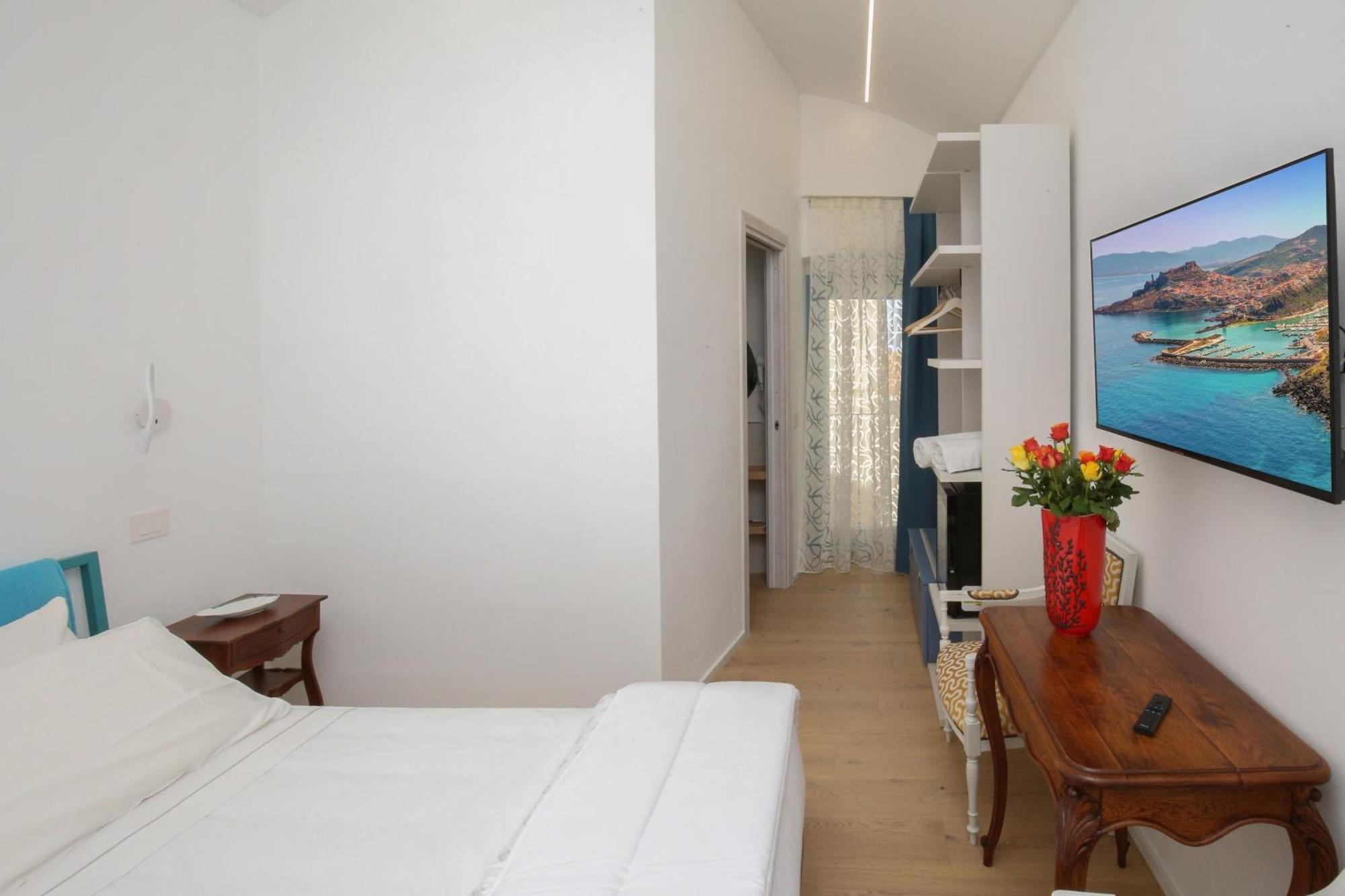 B&B Domos Mi & Ro 카스텔사르도 외부 사진